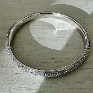 Stunning :: Nadri pavé CZ hinged bangle!